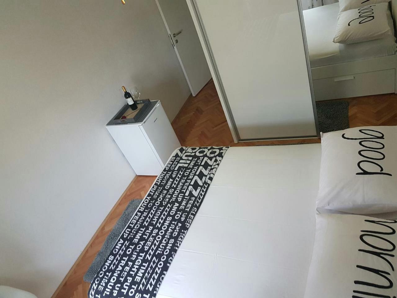 Kaja Apartment Makarska Exterior photo